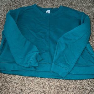 All in motion aqua cropped crewneck, size XL